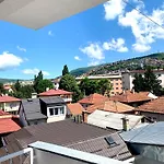 Lejlighed 1bdr In Center - Free Parking Sarajevo